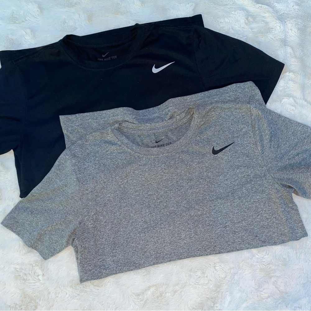 Nike Dri-FIT men’s adult size small tee bundle of 2